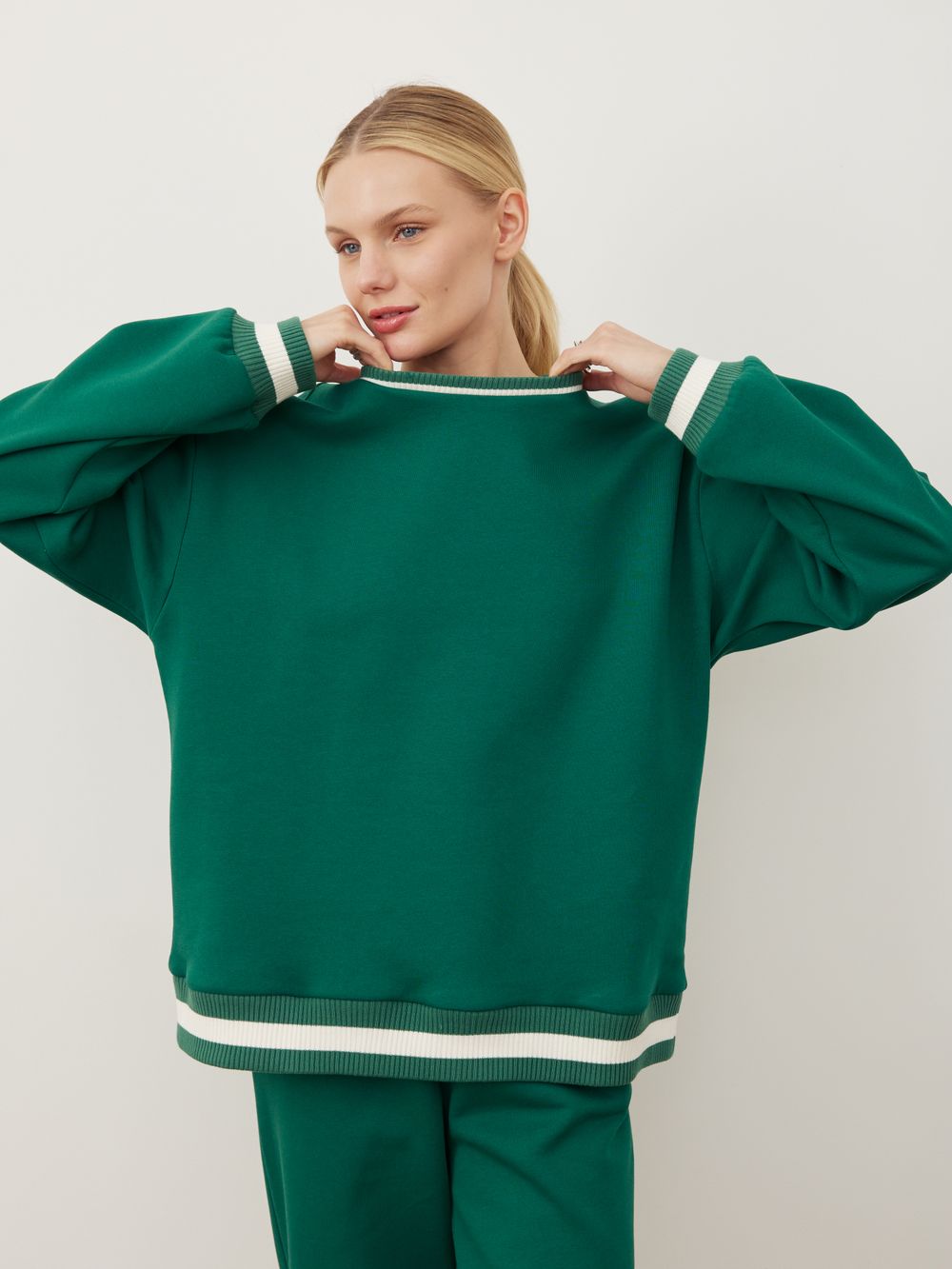 СВИТШОТ ЗЕЛЕНЫЙ