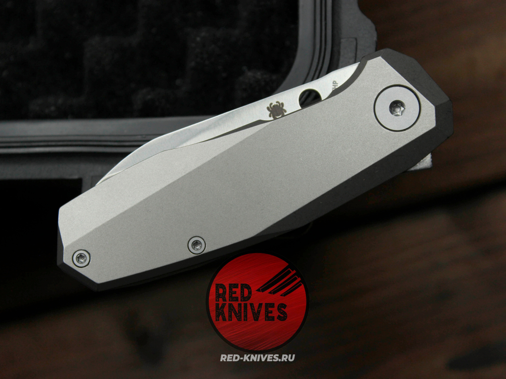 Нож Spyderco Techno 3 - титановая рукоять с сухарем