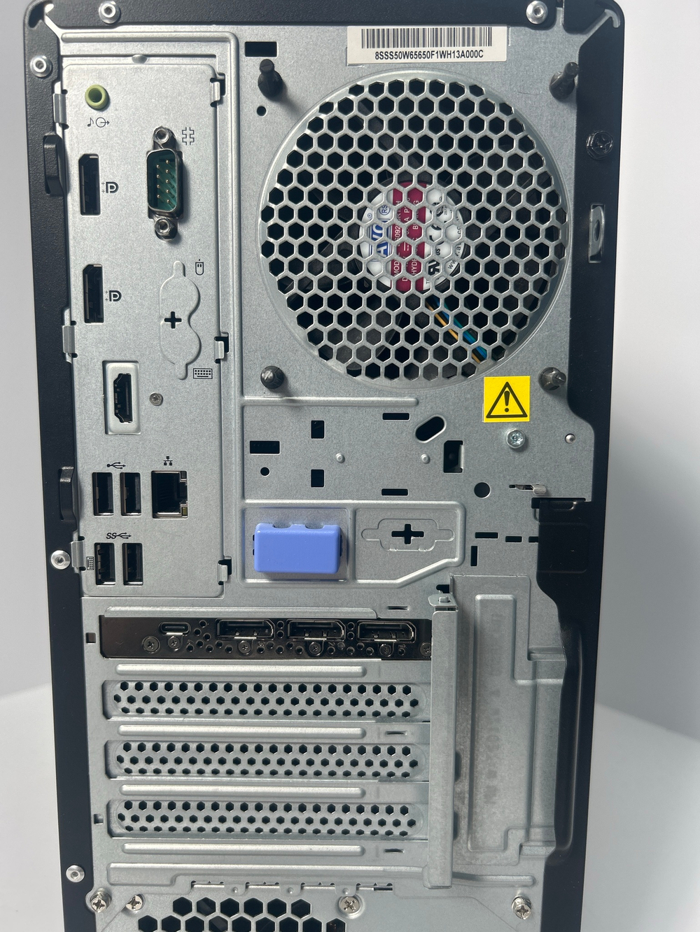 Рабочая станция Lenovo ThinkStation P340(30DJS1EU00) Intel Core i7 10700/RAM 32 GB/SSD 256 GB/NVIDIA Quadro RTX 4000/Windows 11/черный Состояние: B1