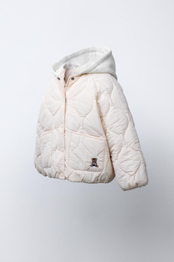 ZARA СТЕГАНАЯ КУРТКА С КАПЮШОНОМ И ВЫШИВКОЙ В ВИДЕ МЕДВЕЖОНКА, ЭКРЮ