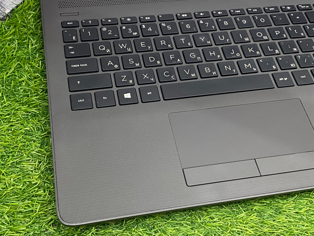 Ноутбук HP 15.6' i3-7020U /8GB/500GB/ 250 G7 [6BP31EA]/Windows 10