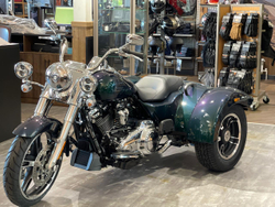 Freewheeler Harley-Davidson 2021 Snake Venom