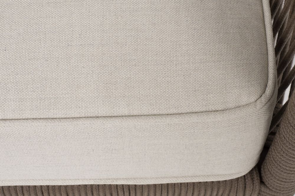 "Канны" диван 3-местный плетеный из роупа, каркас алюминий коричневый (RAL8016) муар, роуп коричневый круглый, ткань бежевая 035