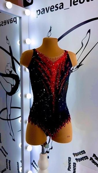 Leotard for rhythmic gymnastics