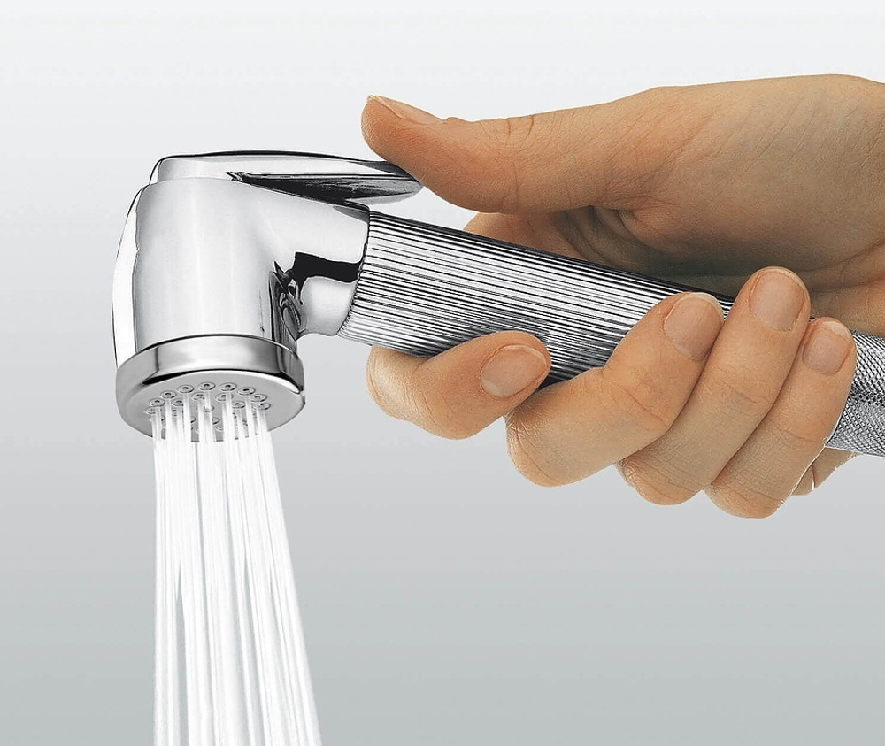 Bossini Nikita Mixer Set гигиенический комплект: смеситель прогрессивный, душ с кнопкой для подачи воды, шланг 1250 мм, держатель с шланговым подключением