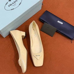 Туфли Prada
