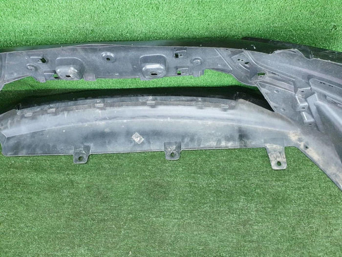 Бампер передний Lada Granta (2018-н.в.)