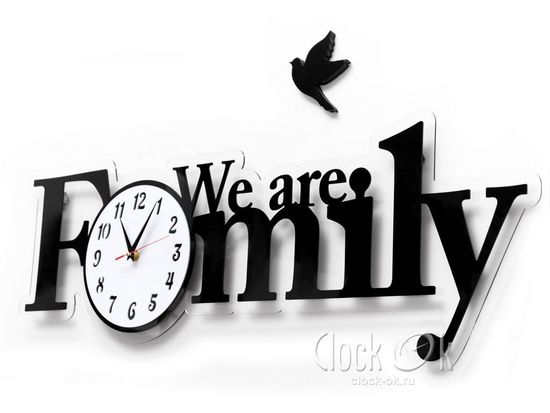 Настенные часы We are family