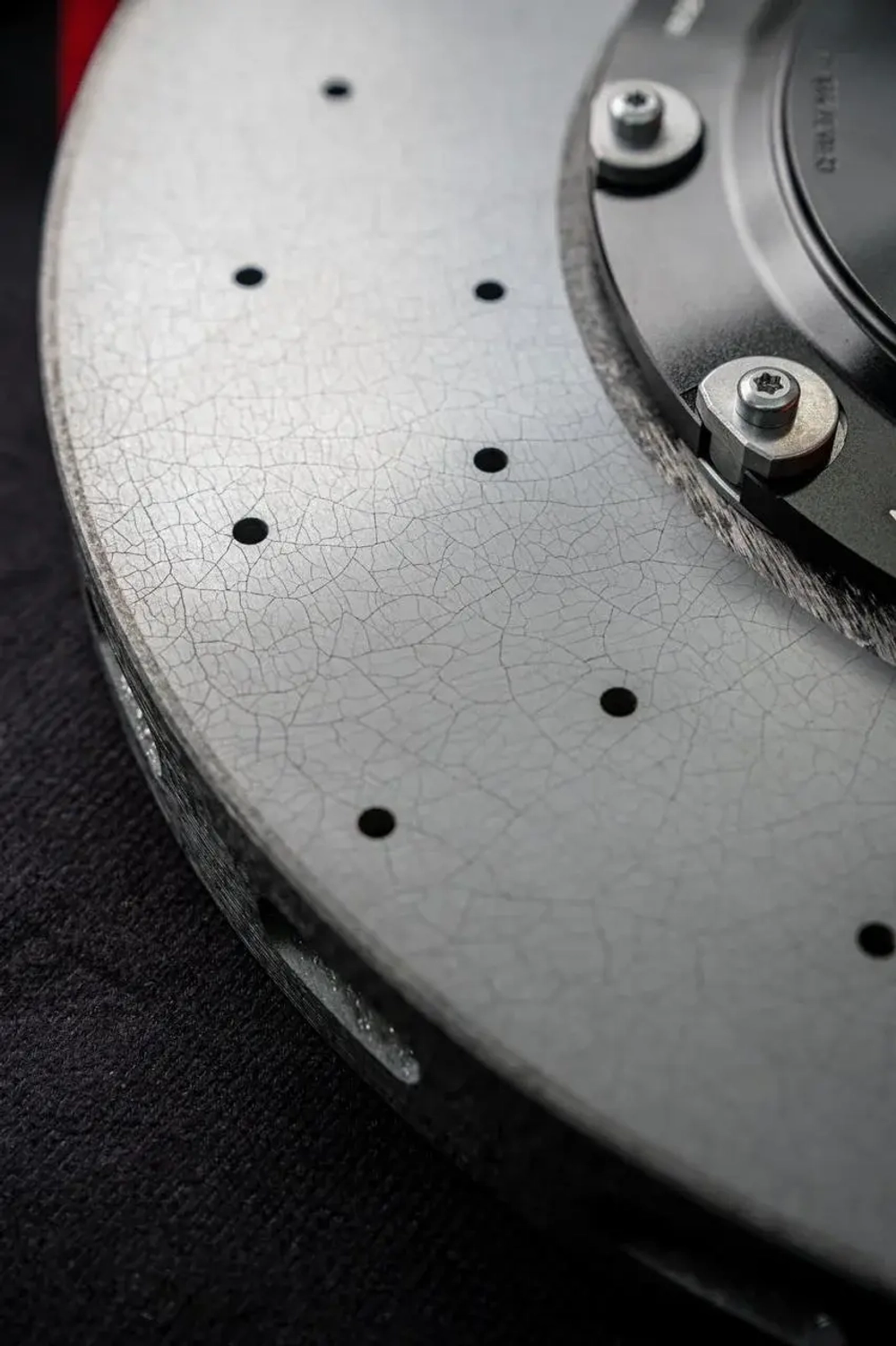 Карбон керамическая тормозная система InSpeed для Porsche Cayenne Порш Каен Суппорт диски Колодки