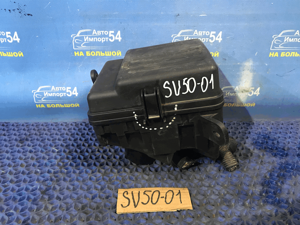 Блок предохранителей подкапотный TOYOTA VISTA 1999