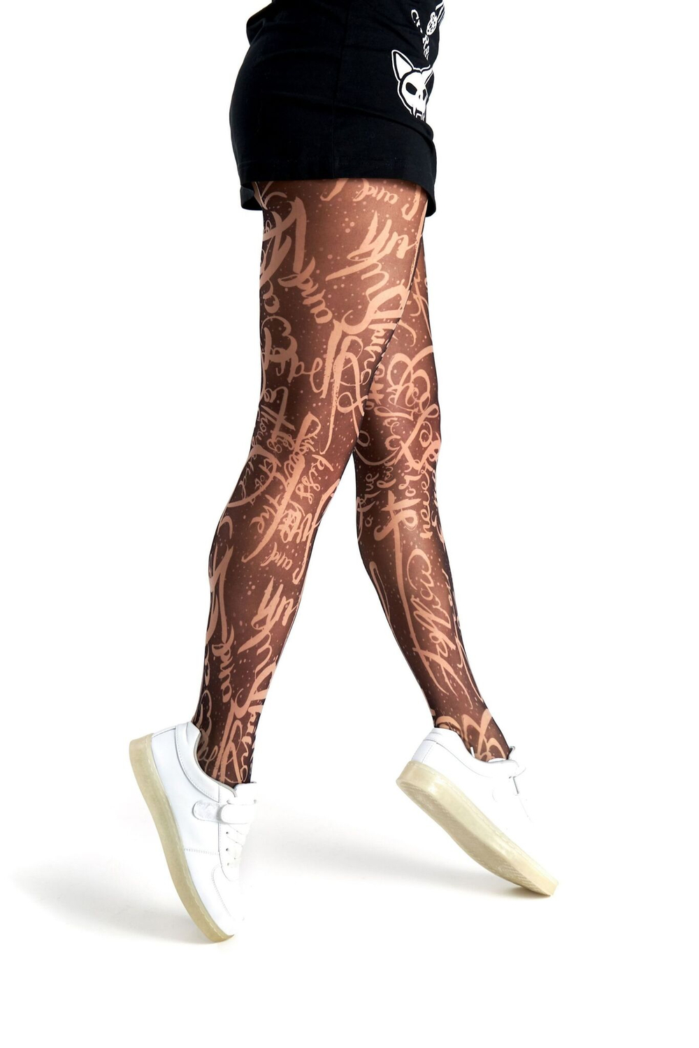 Бежево-черные колготки с принтом в виде надписей (Размер: S-M-L) (Цвет: бежевый)