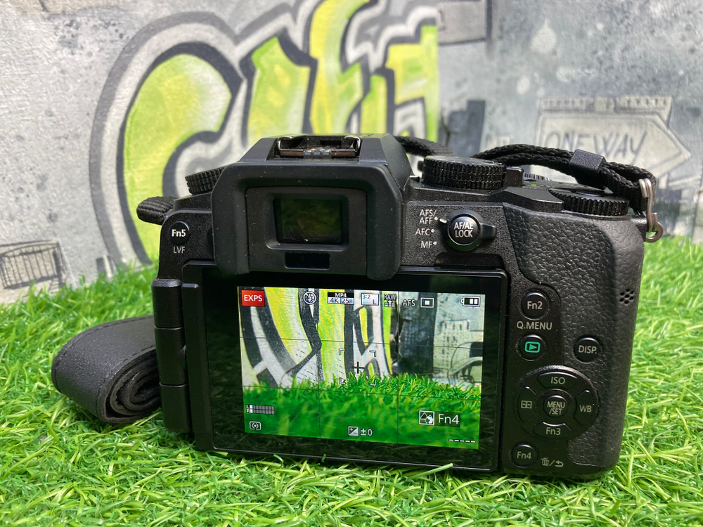 Panasonic Lumix DMC-G7 Kit 14-42mm