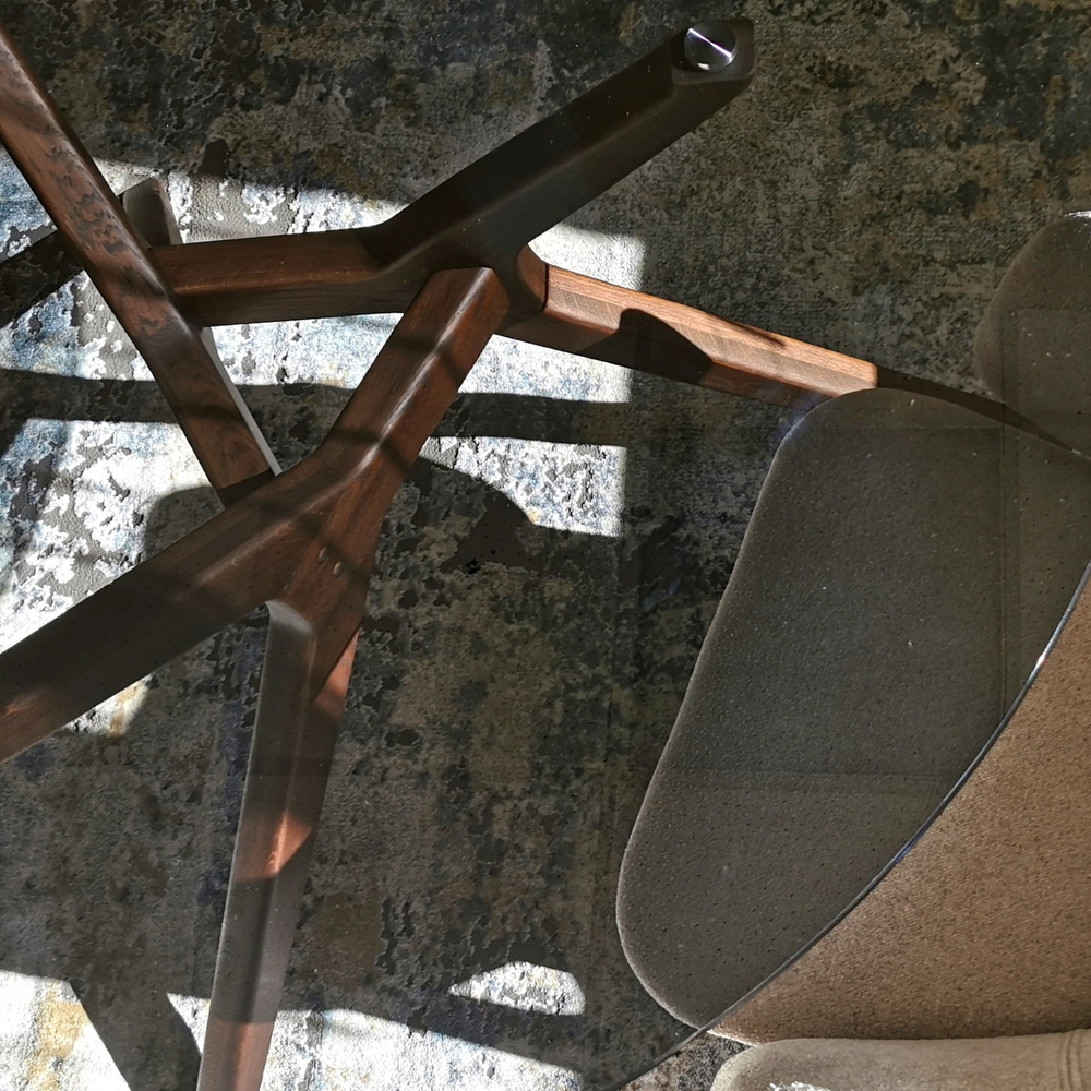 Дизайнерский стол TRIANGLE GLASS chocolate