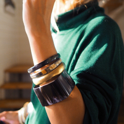 black horn square bangle