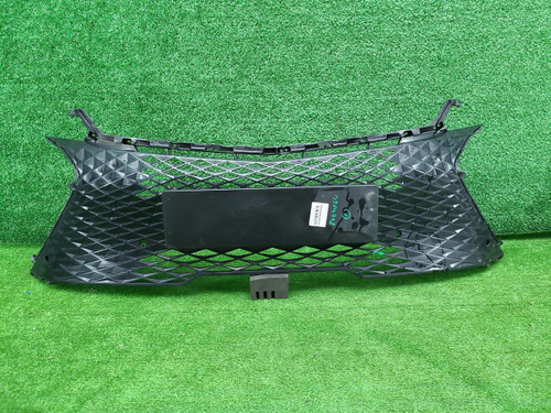 Решетка радиатора Geely Coolray (2023-н.в.)