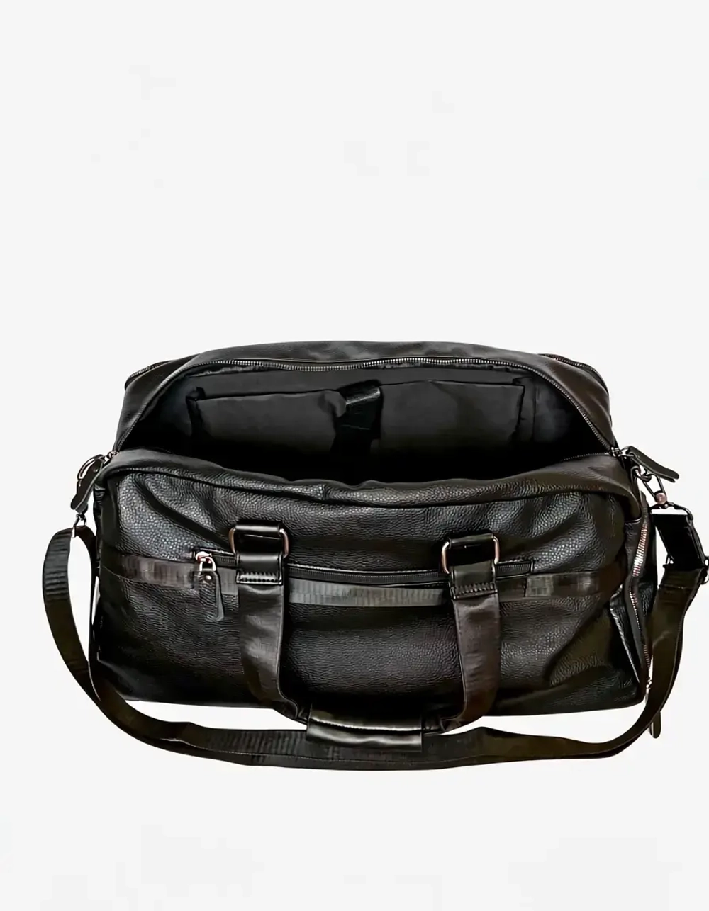 Сумка спортивная экокожа QOZA, черная, 30 л.