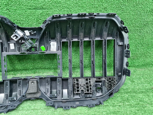 Решетка радиатора BMW I7 G70 (2022-н.в.)