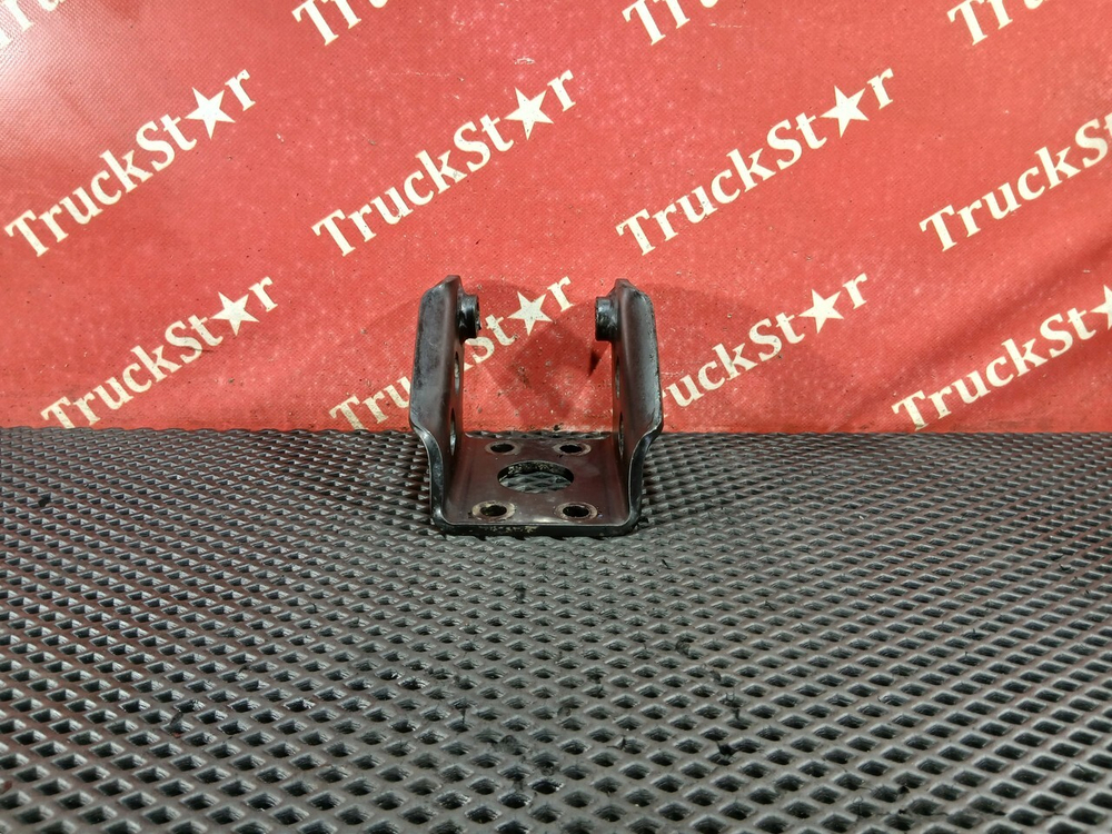 Кронштейн амортизатора заднего 2022г