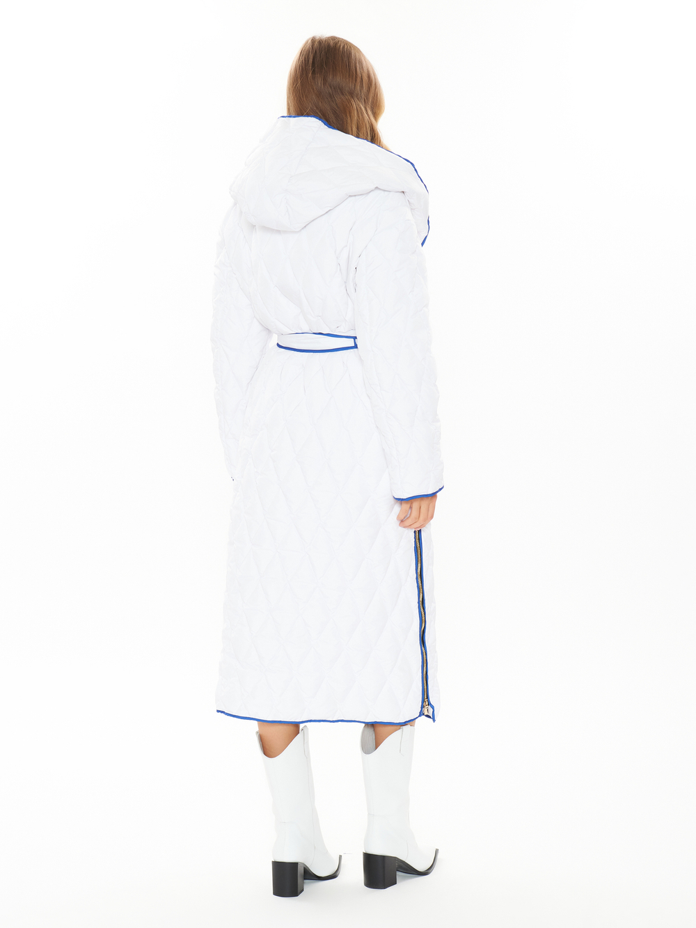 Пуховик стеганный с капюшоном