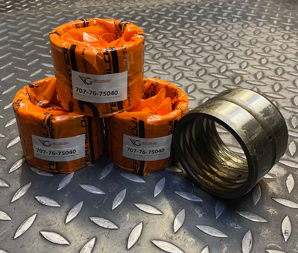 Втулка 707-76-75040