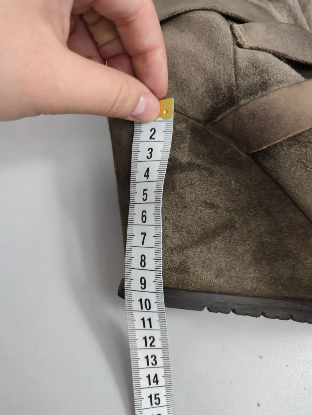 Полусапоги зимнее на танкетке 39 размер