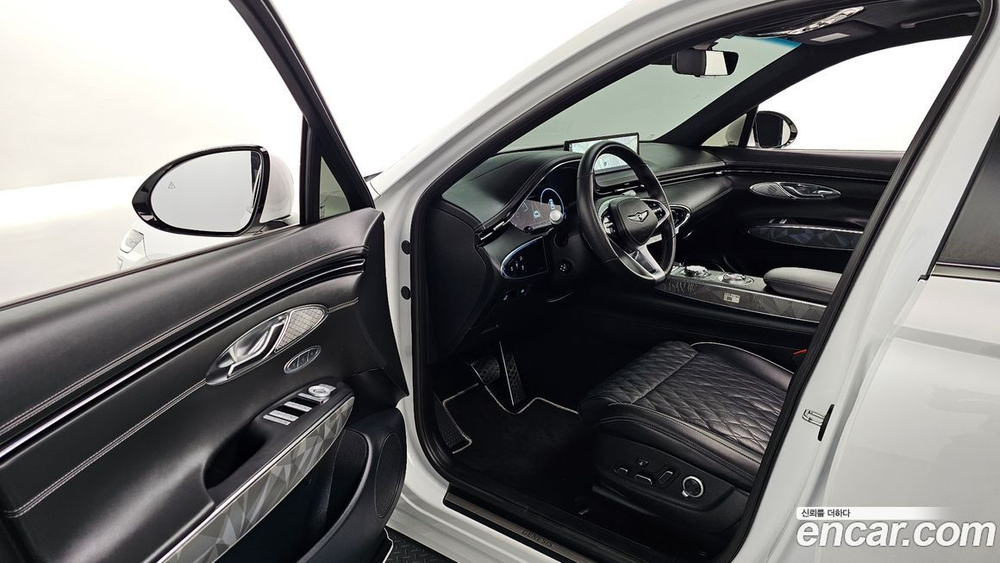 Genesis GV70 2.5T Бензин 2WD (06.2021)
