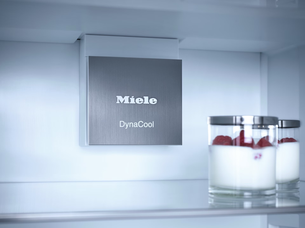 Встраиваемый холодильник Miele KFN 7744 C 125 Gala Ed
