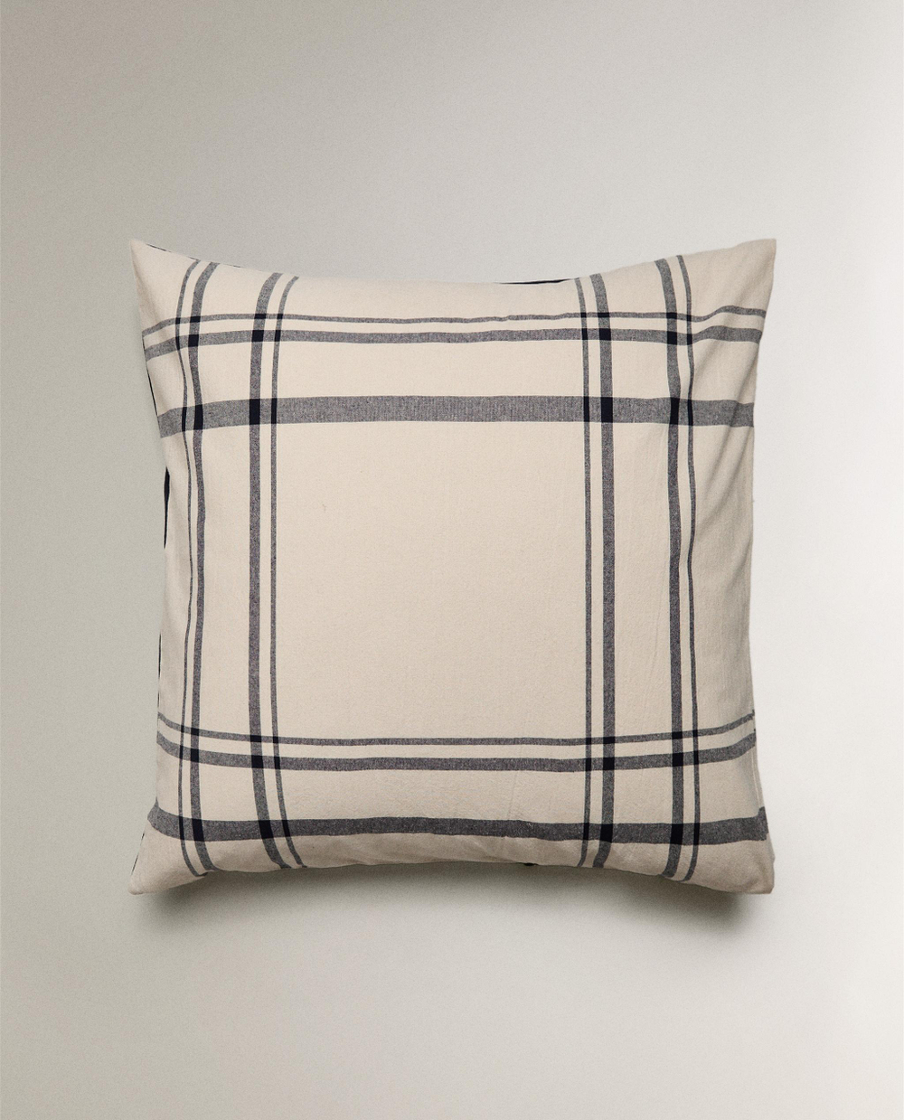 Наволочка Zara Home, хлопок 100%, в клетку, 9120/091