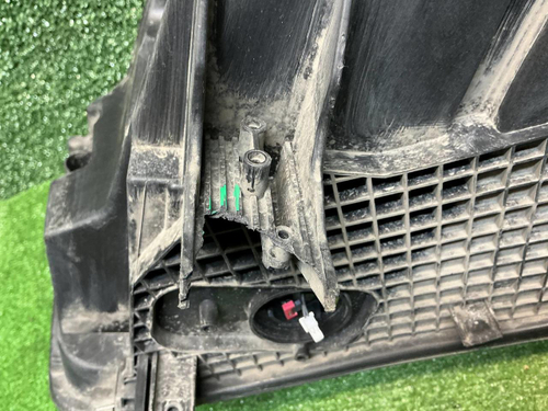 Фара правая BMW X5 F15 X6 F16 (13-18) ксенон