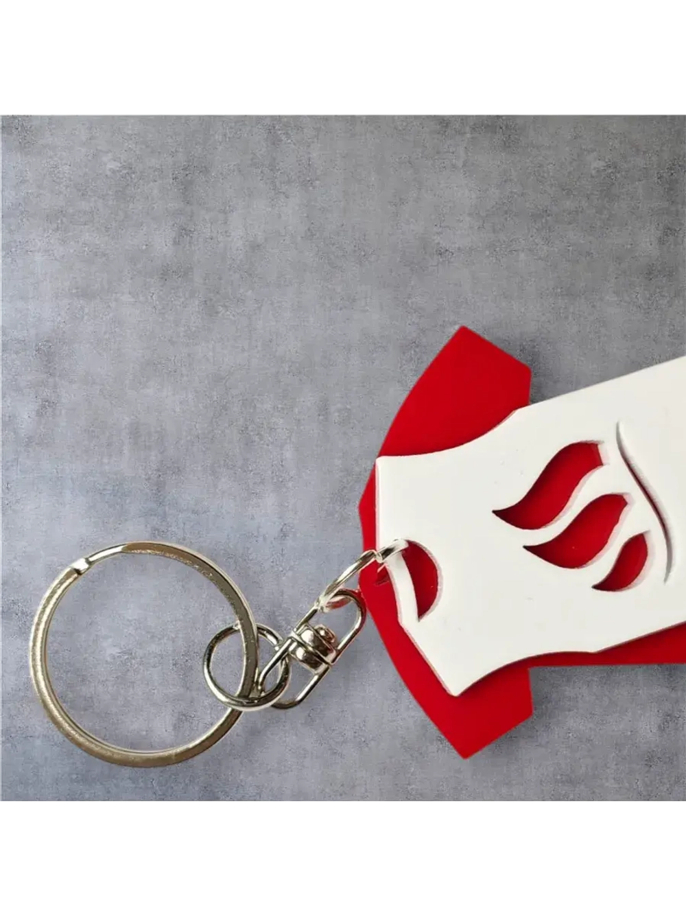 Брелок акриловый