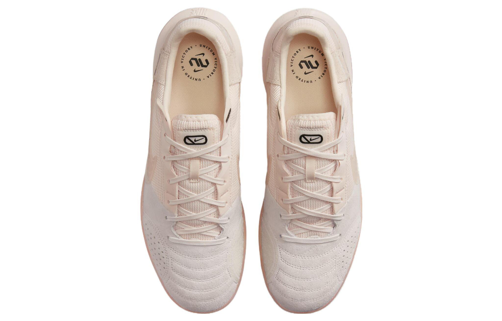 Кроссовки Nike Streetgato