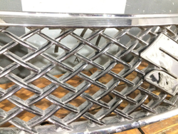 Решетка радиатора Suzuki Kizashi 09-14 Б/У Оригинал 7174157L00