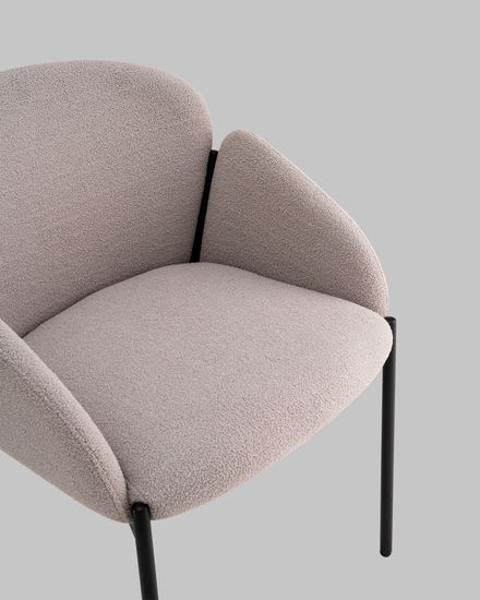 Стул обеденный Кирби светло-серая ткань, черные ножки