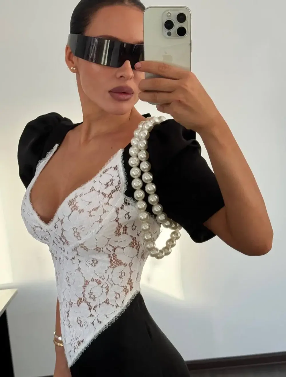 Платье "Who is she", Черно-белый