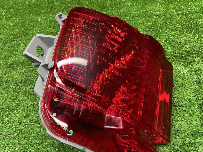 ПТФ левый Toyota Land Cruiser 200 (2015-2021)