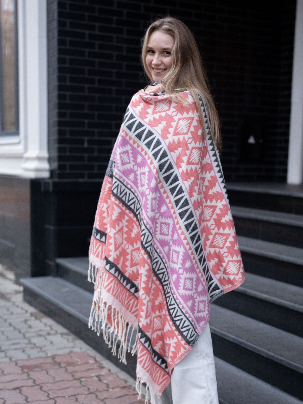 Шарф теплый с орнаментом Сканди