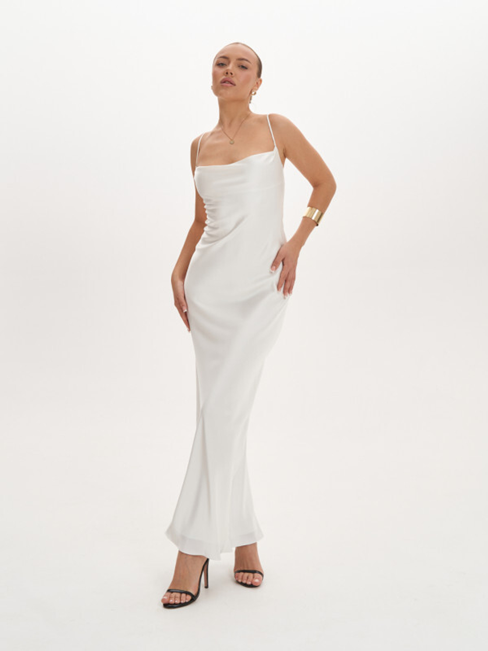 Платье с бретельками макси