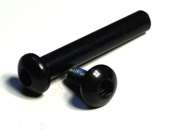 Аксель-болт переднего колеса для DOWNTOWN