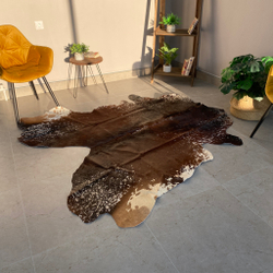 Коровья шкура на пол натуральная. 200 х 180 см