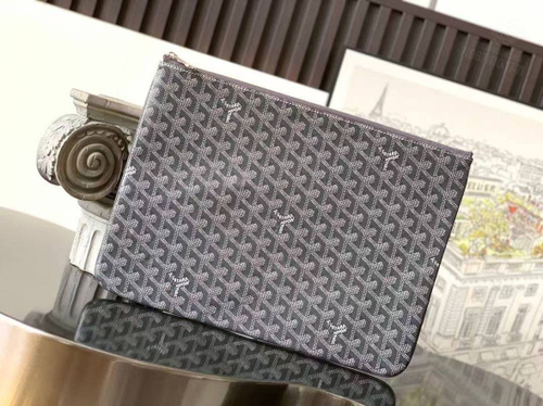 Клатч Goyard