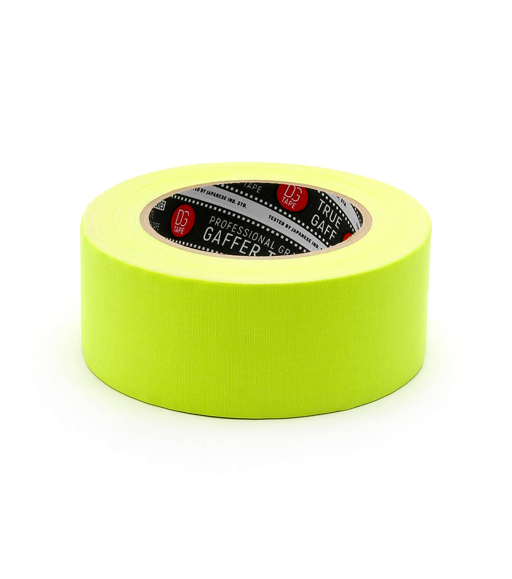 Профессиональный тейп 120mesh @trueGAFF 50мм/25м - Ярко Желтый (Светится в ультрафиолете) на тканевой основе  для киносъемок и сцен тип Gaffer Pro tape