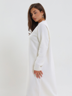 Вязанное платье длинное