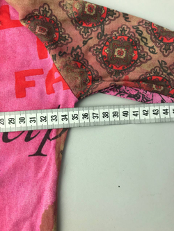 Кофта с вырезом яркая 40 размер