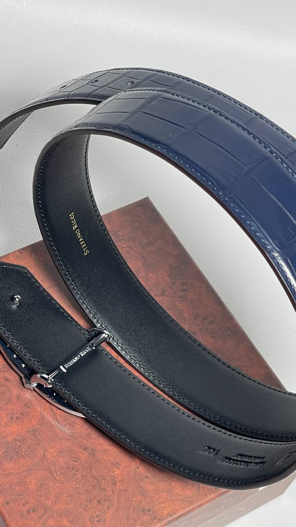 Ремень из кожи крокодила Stefano Ricci