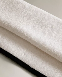 ZARA HOME БАННОЕ ПОЛОТЕНЦЕ С КОНТРАСТНОЙ КАЙМОЙ, БЕЛЫЙ
