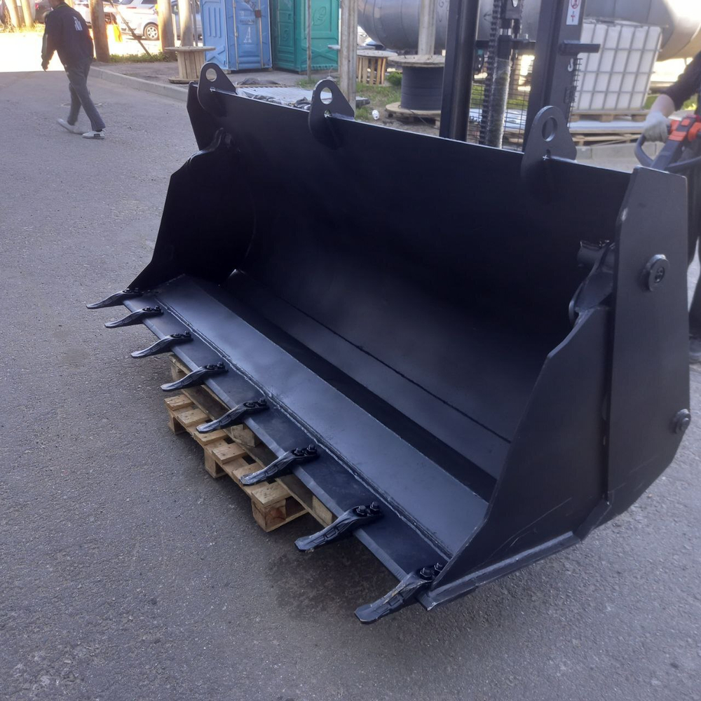 Ковш фронтальный 1 м3 700 кг JCB 3CX 4CX