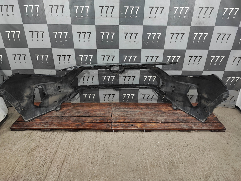 Бампер передний Toyota RAV4 V (XA50) 18-нв Б/У Оригинал 521190R925