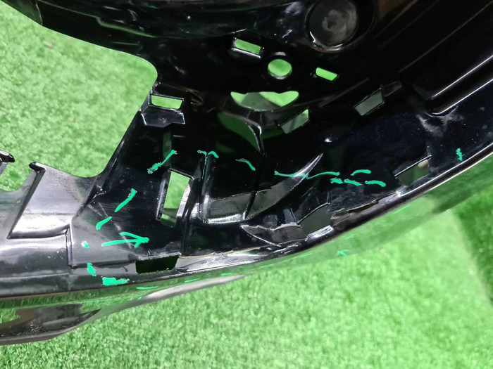 Бампер задний Toyota Land Cruiser 300 (2021-н.в.)