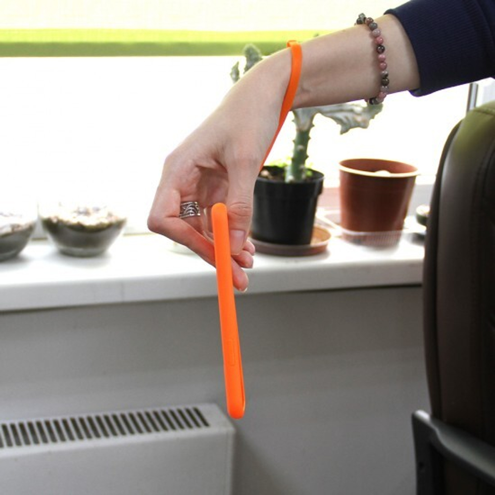 Силиконовый матовый чехол с ремешком для iPhone 11 Pro Max, 011397 Розовый