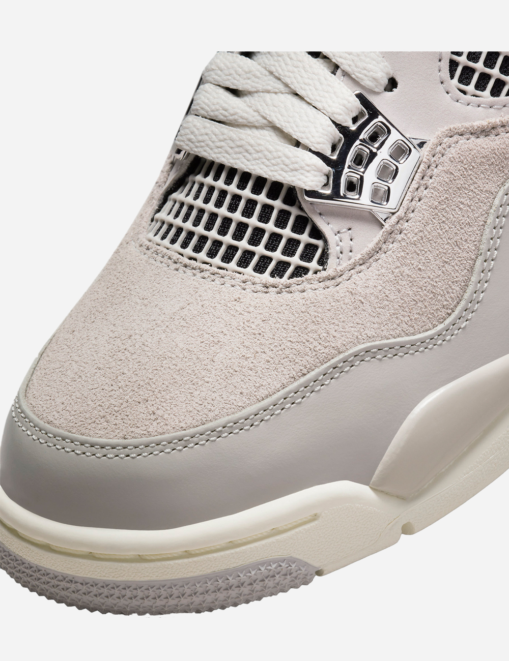 Air Jordan 4 "Frozen Moments"